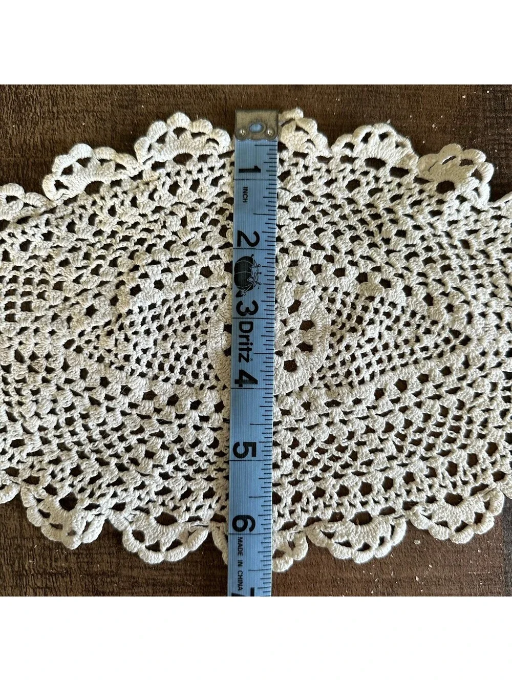 Hand Crocheted Oval Doily Ivory Floral Scalloped Lace Table Mat 12x6